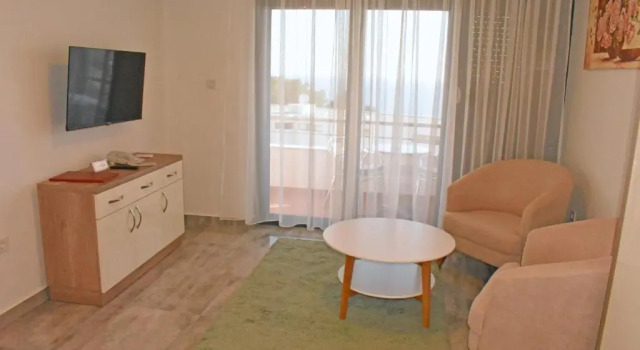 Hotel Freiburg, Забронировать Отель Отели Улцинь 4 звезды, 4*