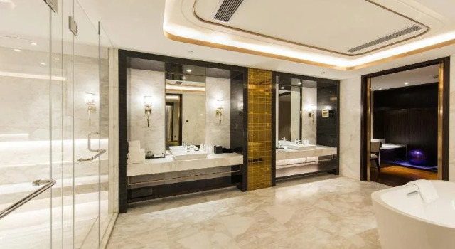 The QUBE Hotel Jingzhou, Забронировать Отель Джин-Чжоу Хубэй, рядом с Jinzhou Railway Station