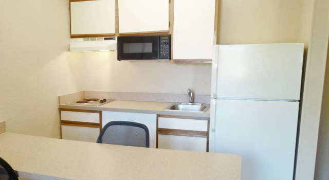 Четырёхместный номер Deluxe Extended Stay America Select Suites - Providence - Airport