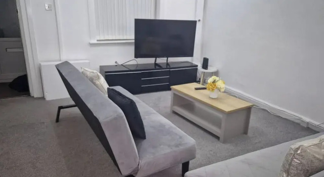 2-bed - Sleeps 6 - Free Parking, Book Feriehus Ashton-under-Lyne Manchester og omegn