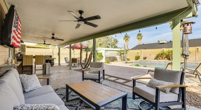 Private Outdoor Oasis! Chandler Home, 5 Mi to Dtwn, Забронировать Дом для отпуска Чандлер 