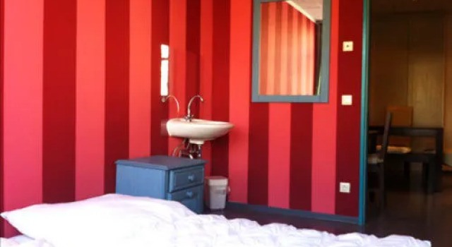 Hostel Unschlagbar, Забронировать Хостел Ост 