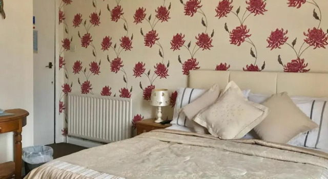 The Sunningdale, Забронировать Гостевой дом Отели Скегнесс с парковкой, рядом с Аквариум Скегнесса, Парковка