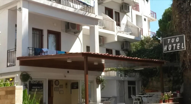 Tug Hotel