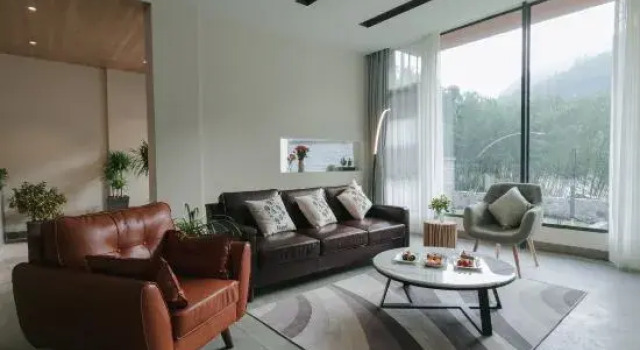 Moganshan Chujianshan Residence, Book Hotel Hoteller i Huzhou med parkering, Parkering