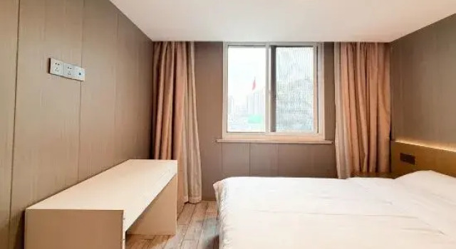Люкс Rongju Hotel (Shanghai Chenghuang Temple)