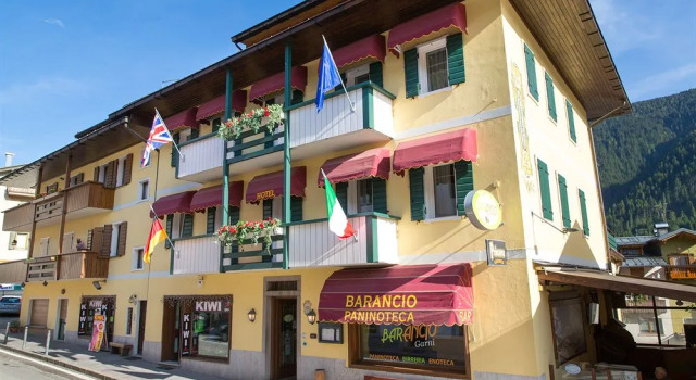 HOTEL GARNI BARANCIO - Auronzo center, Забронировать Отель Ауронцо-ди-Кадоре Кадоре