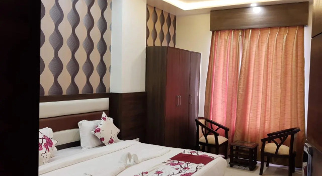 Hotel Jmd World Sarover