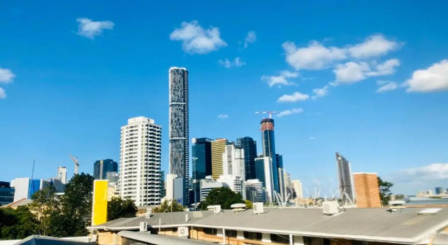 Кровать в общем номере (женский номер) Summer House Brisbane