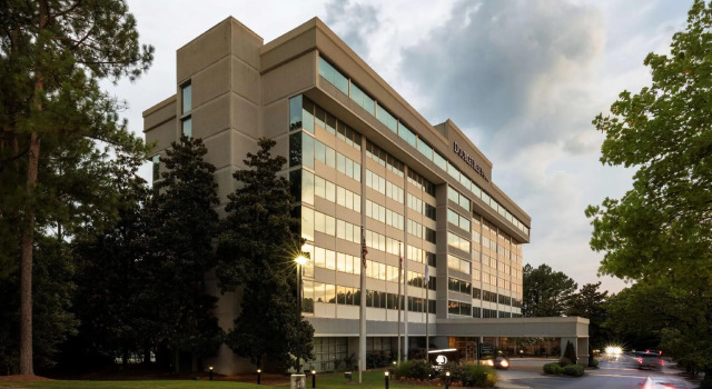 Двухместный номер Standard DoubleTree Birmingham Perimeter Park