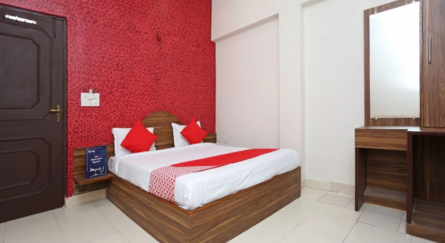 Номер Deluxe OYO 7859 Hotel Gurukripa