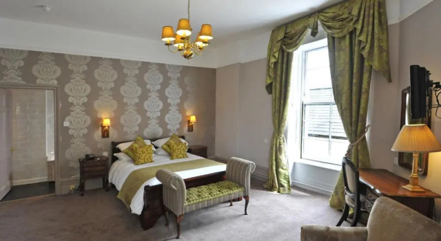 Двухместный номер Standard с видом на реку Royal Hotel by Greene King Inns