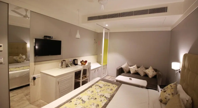 Номер Royal Hotel Emerald
