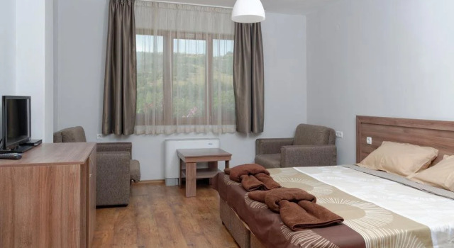 Alpine Garden Hotel, Book Hotel Simitli Blagoevgrad Province