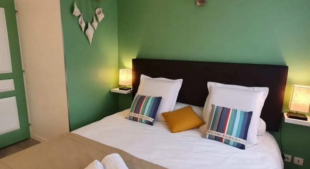 Hôtel et Chambres dhôtes Les Mureaux - Les chambres de la Marina, Book Hotel Hotels in Upper Normandy with Breakfast, Breakfasts