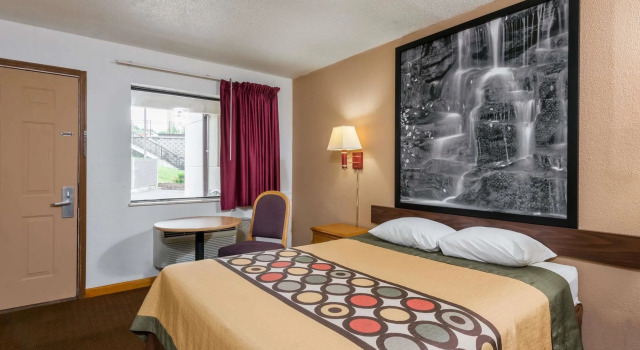 Super 8 by Wyndham Bridgeport/Clarksburg Area, Prenota Locanda Mini-hotel a Virginia Occidentale, Locanda