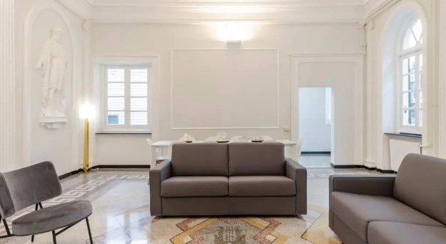 Joivy Elegant Flat for 7, in the Heart of Genoa