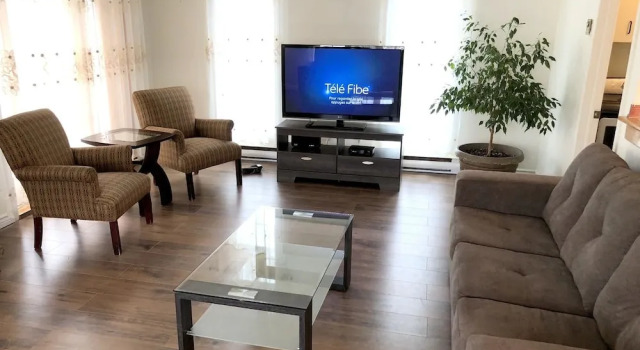 House With 3 Bedrooms in Carignan, With Enclosed Garden and Wifi, Rezervovat Rekreační dům Hampstead Quebec