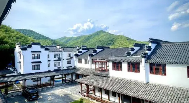 Changxing Yangfeng Lake Vacation Apartment, Prenota Appartamento Hotel a Huzhou con piscina, Piscina