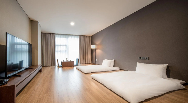 Номер Deluxe Hotel Tops 10