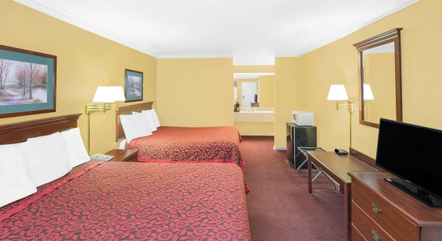 Days Inn North Little Rock East