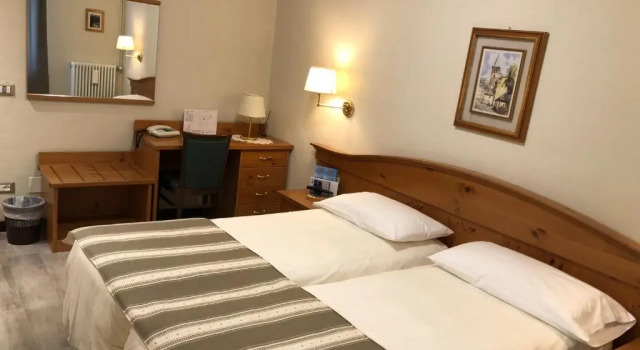 Двухместный номер Standard с балконом Hotel Edelweiss