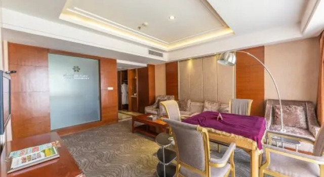 Haichuan International Hotel, Book Hotel Hoteller i Xiaochang med pool, Swimmingpool