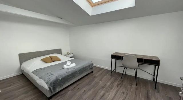 Apartment in Le Mans Near Historic Center, Забронировать Апартаменты/квартира Апартаменты Ле-Ман, рядом с Ле-Ман, Sncf Железнодорожная Станция, Апартаменты/квартира