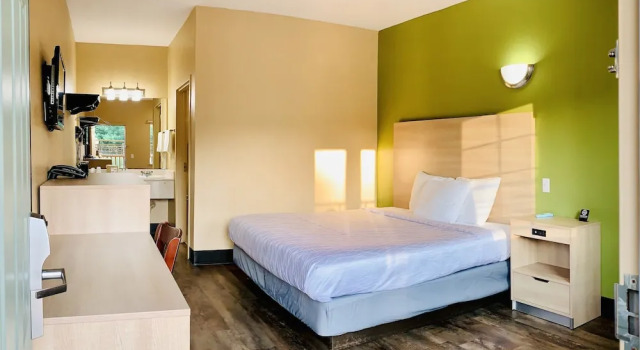 Номер Standard Weston Inn & Suites