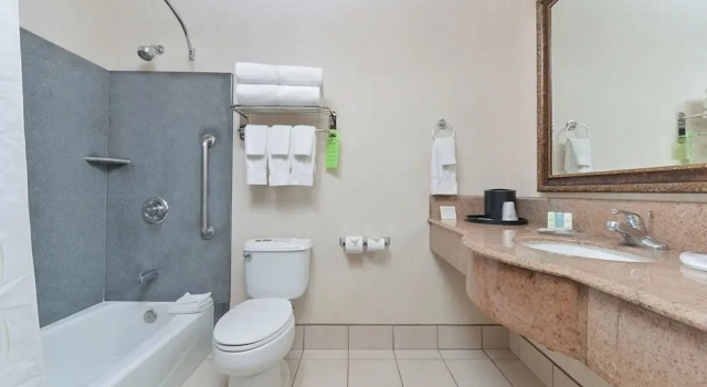 Люкс Deluxe Citrus Suites Redlands Loma Linda Hotel