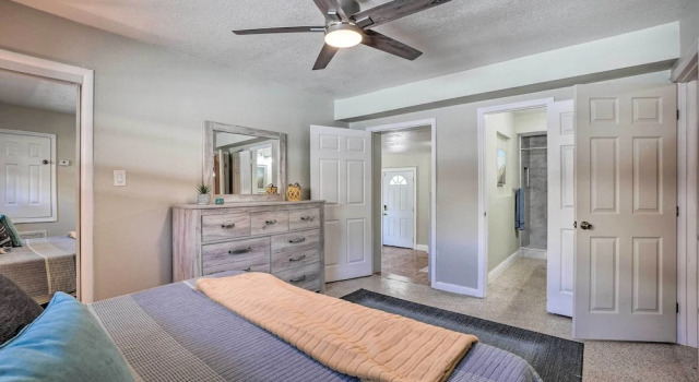 'poseidon's Place' ~ 1 Mi to Bucs Stadium!, Rezerwuj Hotel Hotele w Tampa z parkingiem, Parking