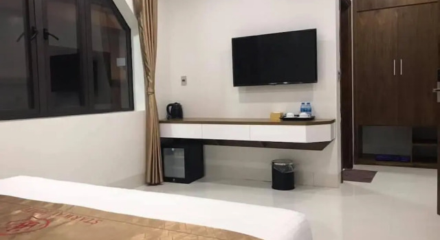 Starway Hotel