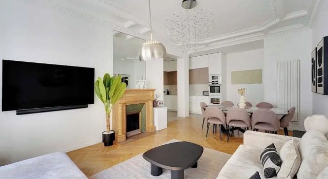 Апартаменты Beautiful Apartment - 2bd/4p - Arc de Triomphe