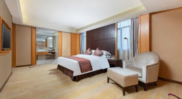 Люкс Deluxe Grand Garden Hotel