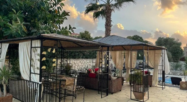 Вилла 4 Bedroom (Sleeps 8) Villa in Esentepe