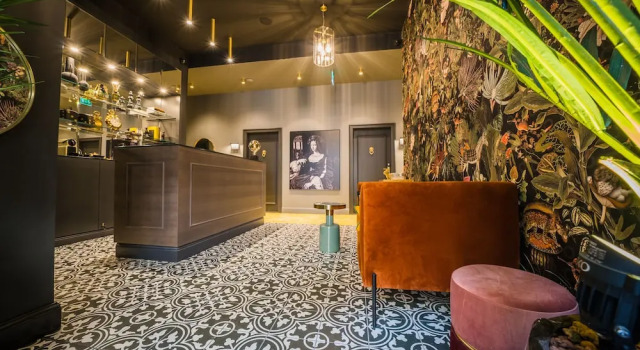 Leo Panzio Hotel, Забронировать Отель 05. Внутренний город - Город Леопольда Будапешт, рядом с Станция метро Vorosmarty Square
