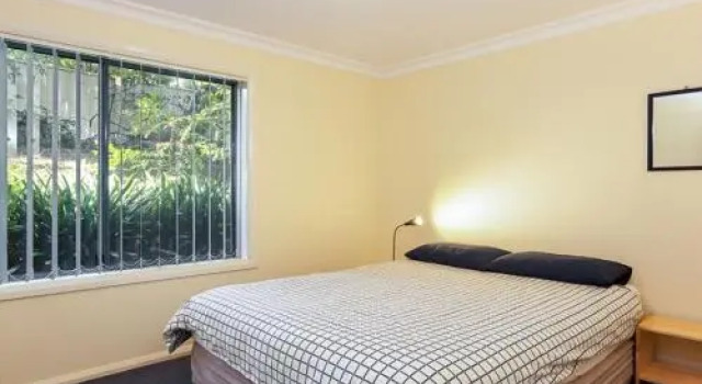 27a Christmas Bush Avenue - wifi, aircon, close to Dutchies Beach
