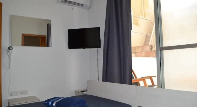 La Luna Townhouse, Забронировать Гостевой дом Гостевые дома Слима, Гостевой дом