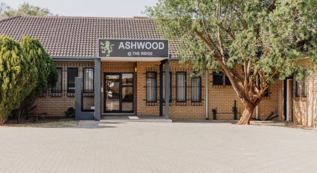 Ashwood Guesthouse The Ridge, Boek Hotel Hotels in Free State met parkeren, Parkeren