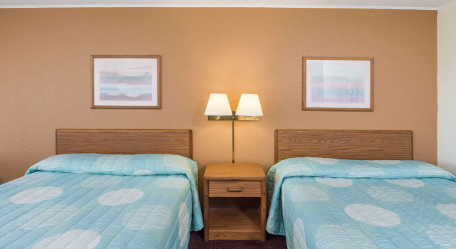 Knights Inn Kirksville