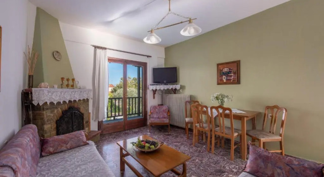 Antigoni's Apartment, Book Apartment Vourvourou 