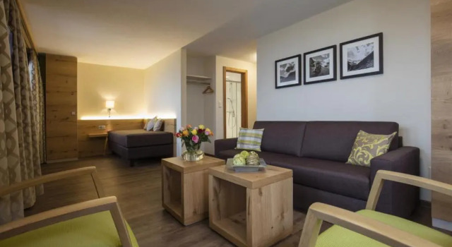 Люкс c 1 комнатой с балконом Hotel Landhaus