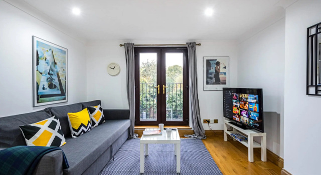 London 2 Bed Apartment With Free WiFi