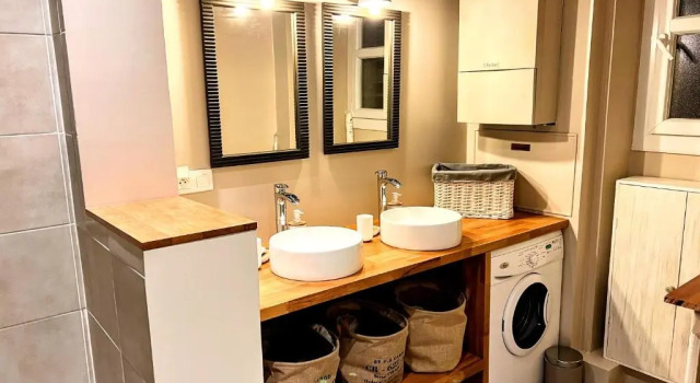 Апартаменты Appartement de Charme de 75m², Lumineux et Calme