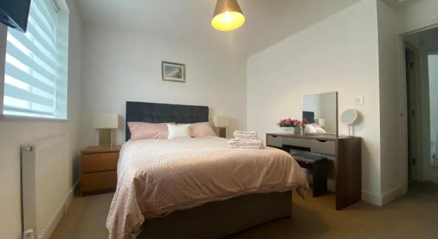 Comfy 2 bed house located at Wareham train station, Забронировать Отель Вэрхэм Jurassic Coast, рядом с Городской музей Wareham