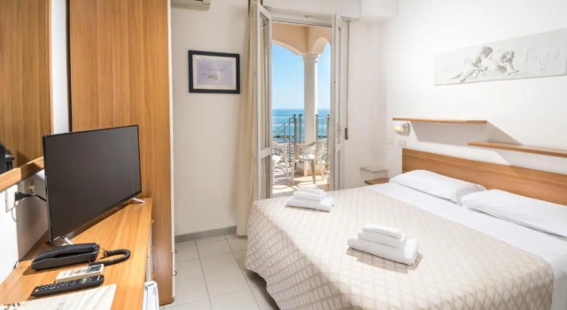 Двухместный номер Standard с видом на море Hotel Continental