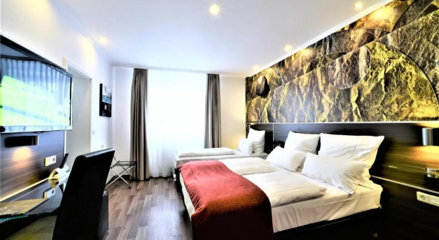 Трёхместный номер Standard Ascot Hotel