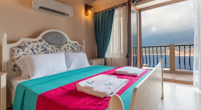 Номер Standard с балконом и с видом на море Hillcity Hotel