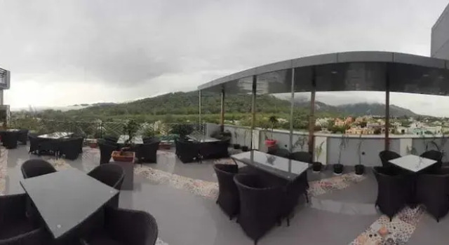 Trevon The Shire Inn, Rezervovat Hotel Haldwāni Uttarakhand