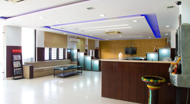 Hotel Vedanta By OYO Rooms, Забронировать Отель Гургаон Gurgaon Region, рядом с Apollo Tyres Ltd